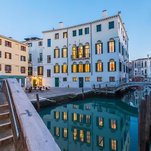 Apartment Palazzo Morosini Degli Spezieri - Lifestyle Italy